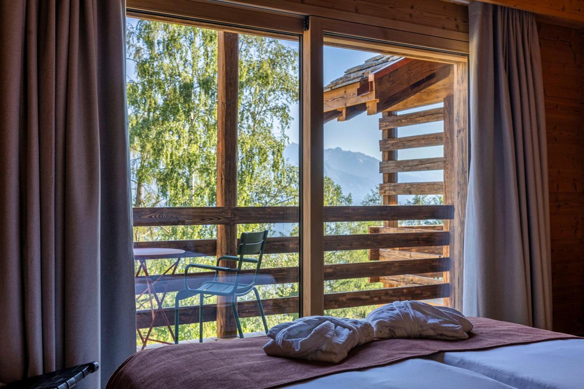 Mad Retreat Hotel ナンダ エクステリア 写真
